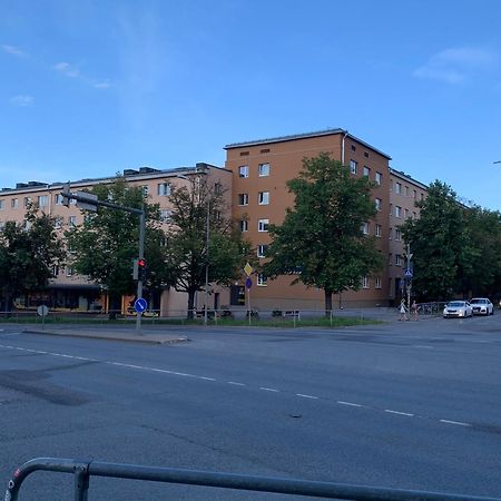 Riia 10, 2-Bedroom Apartment - 2 Big Beds 1 Extra Bed-Parking Free Tartu Eksteriør billede